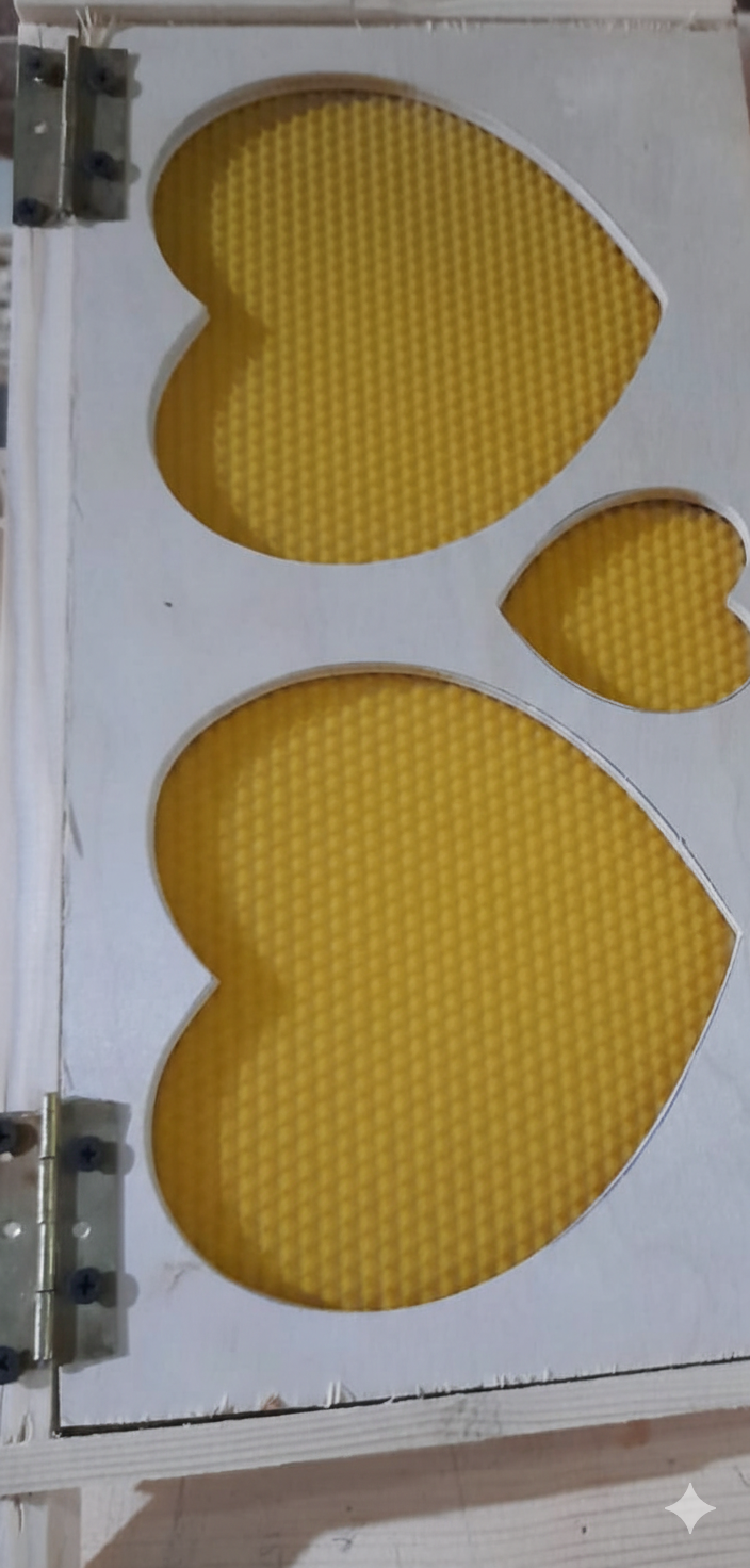 براويز خشب شهد طبيعي (قلوب) – أفضل اختيار لإنتاج عسل الشهد باحترافية